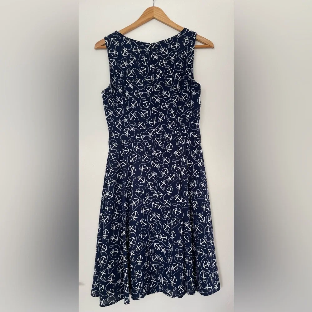 Review Dress Size 8 - Picture 4 of 6